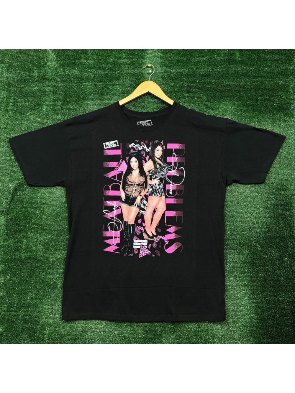 MTV Jersey Shore Whole Cast Poster T-Shirt Size Extra Large